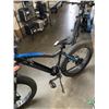 Image 5 : BRAND NEW DEMO NCM ASPEN FAT TIRE ELECTRIC BIKE, NO BATTERY - TESTED WORKING, RETAIL $1599