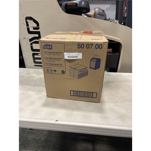 CASE OF TORK XPRESSNAP FIT INTERFOLD NAPKIN, WHITE, 36 X 240 TOTAL 8640