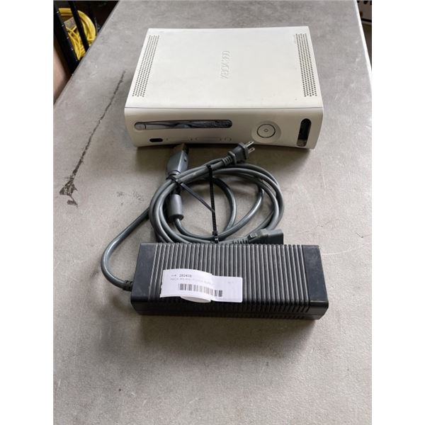 XBOX 360 AND POWER SUPPLY