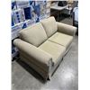 Image 2 : GREEN LOVE SEAT SOFA