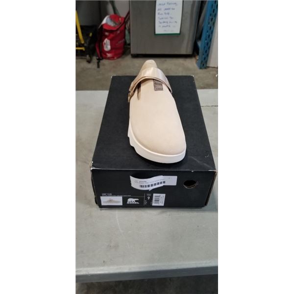 NEW SOREL VIBE CLOG NOVA SAND, MIDNIGHT COCOA, SIZE US WOMENS 9