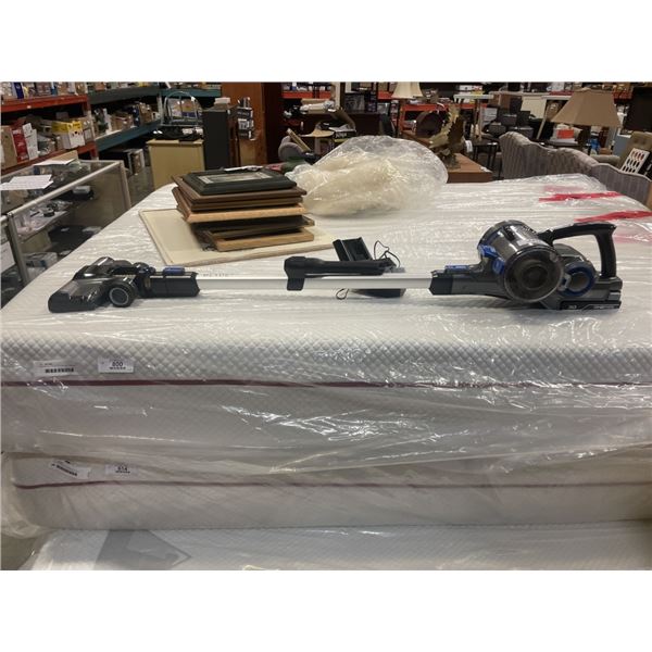 HOOVER BLADE ONE POWER VACUUM WITH CHARGER