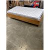 Image 2 : TWIN SIZE HYDRAULIC STORAGE BEDFRAME WITH NEW SINGLE MATTRESS