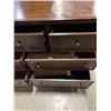 Image 4 : 7 DRAWER DRESSER