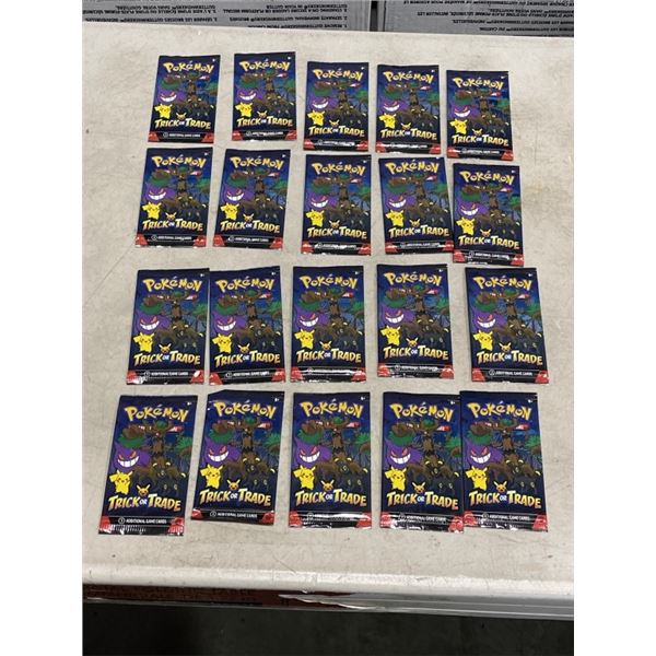 20 PACKS POKEMON TRICK OR TREAT CARDS