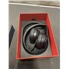 Image 2 : BEATS SOLO 3 BLUETOOTH HEADPHONES WORKING