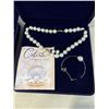 Image 2 : 2 NEW PEARL NECKLACE, EARRINGS AND BRACELET SETS