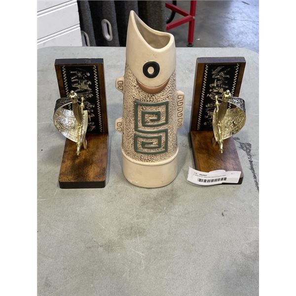 2 VINTAGE SWORD BOOKENDS AND UNIQUE POTTERY FISH VASE