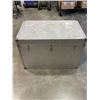 Image 1 : METAL SHIPPING TRUNK