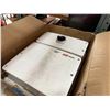 Image 4 : Qty 4 SolarEdge Single Phase Inverters w/ HD-Wave Technology New in Boxes