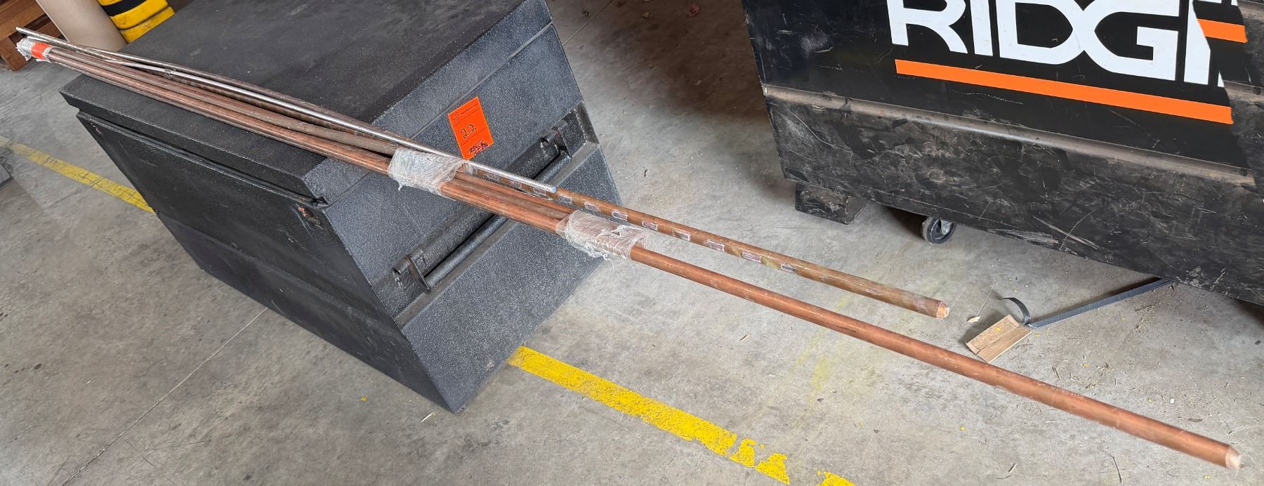 Multiple Grounding Rods Multiple Grounding Rods & 1 Stainless Steel Allthread