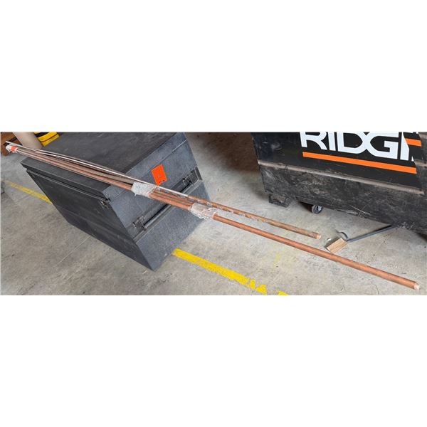 Multiple Grounding Rods & 1 Stainless Steel Allthread