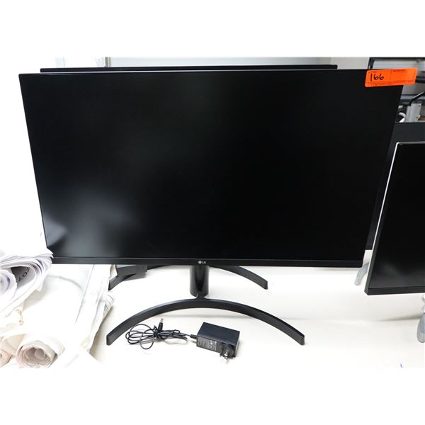 Qty 2 LG 32" Monitors