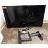 Image 1 : LG 43" Class UN7300 Series LED 4K UHD Smart webOS TV & Wall Mount