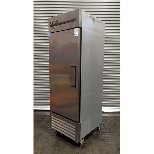 True T-23 27" Single Door Stainless Cooler | 6942/LBD