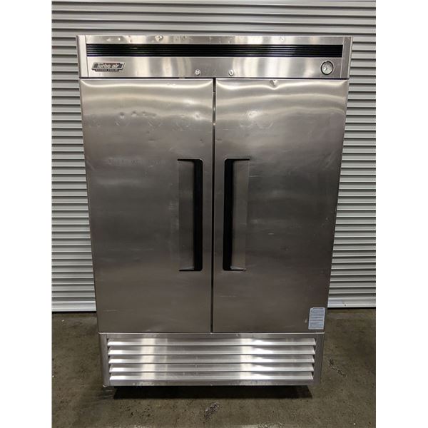 Turbo Air TSR-49 54" Double Door Stainless Cooler | 5003/GFSAREA