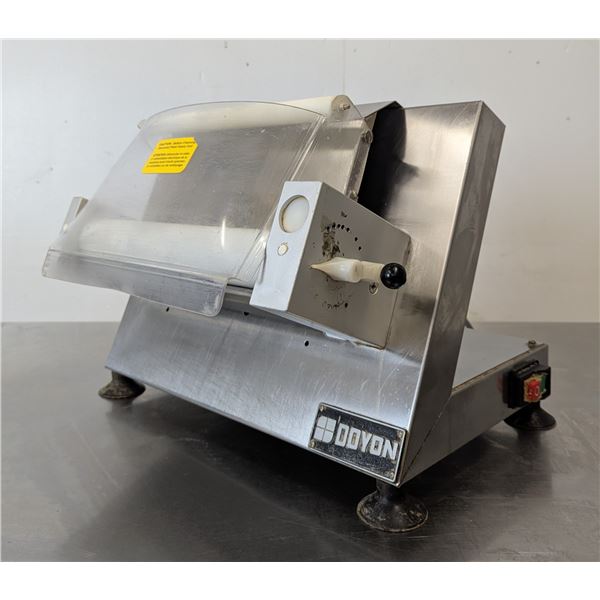 Doyon DL12S 12" One Stage Countertop Dough Roller | 743/R1FRONTRACK