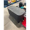 Image 3 : Outdoor Tools and Storage Unit with Electric Trimmers