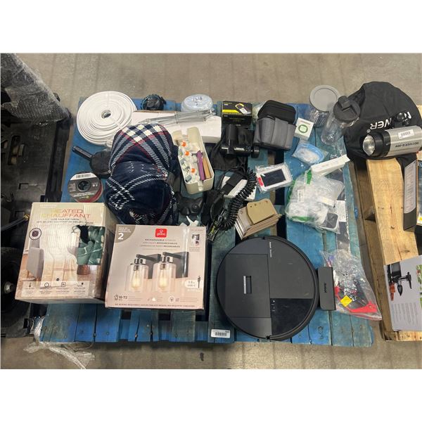 PALLET LOT – Home Devices, Lighting Fixtures and Miscellaneous Accessories