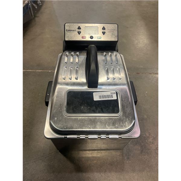 Cuisinart Deep Fryer Model CDF-200P1 with Adjustable Temperature Control