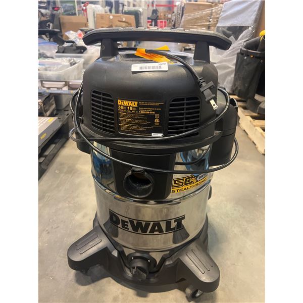 Dewalt 38L 10 Gal Wet/Dry Vacuum With Stealthsonic Technology