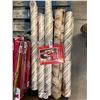 Image 1 : Millbrook Studio Holiday Cards With Wrapping Paper Rolls – 40 Cards