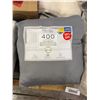 Image 6 : PALLET LOT – Home Goods Including Curtains, Bedding, and Kitchenware