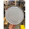 Image 3 : 35 Pyrex Store ‘N’ See Sculpted Glassware Lids, Model 2265