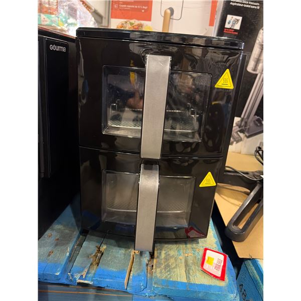 Gourmia Dual Basket Air Fryer with Dual Control Panels