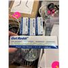 Image 6 : PALLET LOT – Kitchenware and Tableware Lot Including Dishware and Containers