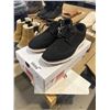 Image 1 : Men’s Black Knit Shoes, Size 7, Lace-Up