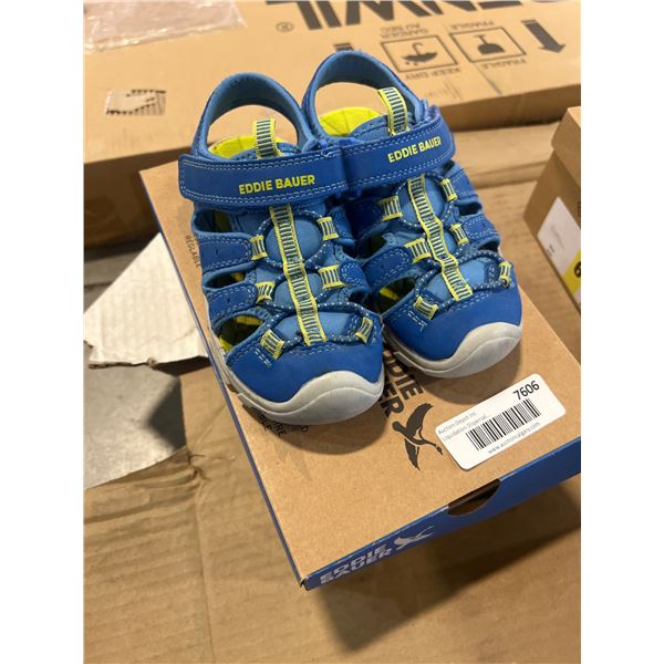 Eddie Bauer Boys’ Sandals, Size 12, Blue/Lime, Model 1857614