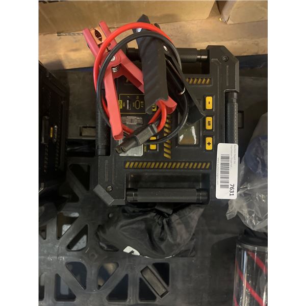 CAT 120PSI 200W Portable Power Station and Jump Starter