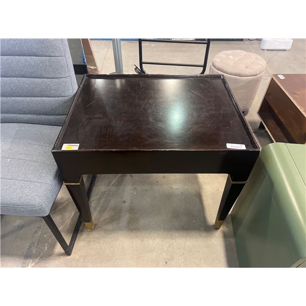 Wooden Side Table With Brass-Toned Accents – Model AP1IBA1PB6Q8