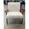 Image 5 : David’s Linen Armchair – Model 1774054 With Wooden Frame