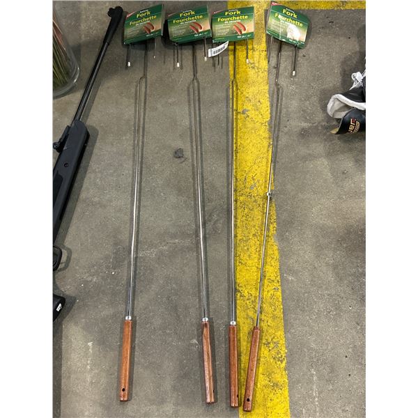 Coghlan’s Safety Forks with Wooden Handles, 41-inch (Set of 3)