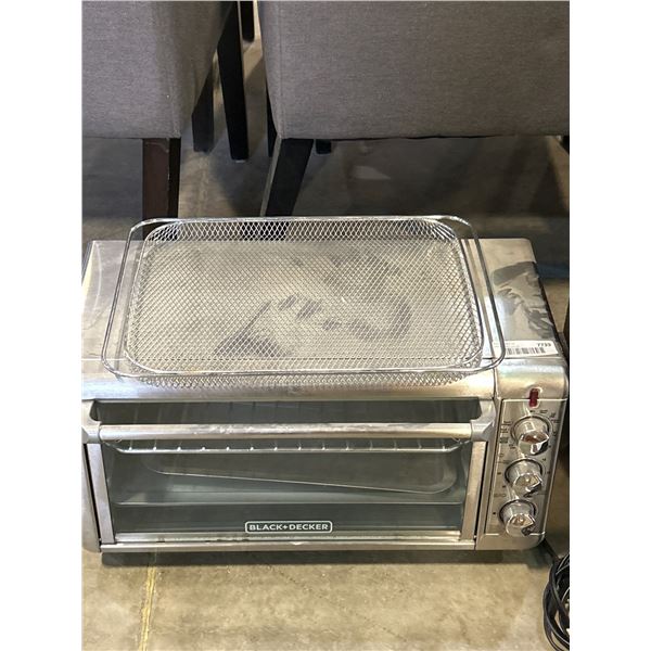 Black+Decker Countertop Convection Toaster Oven with Accessories