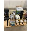 Image 1 : PALLET LOT – Home and Outdoor Items Including Lighting Fixture, Fan, Rice Cooker, Pool, and