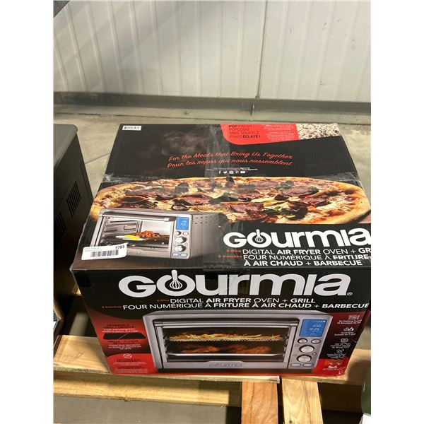 Gourmia Digital Air Fryer Oven and Grill with 16 Cooking Functions