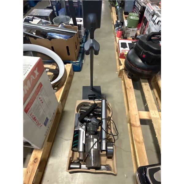 Samsung Stick Vacuum Cleaner With Accessories and Charging Stand