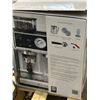 Image 3 : Sur La Table Espresso Machine with Dual Boiler Heating System