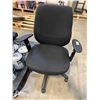 Image 1 : Black Ergonomic Office Chair with Adjustable Design
