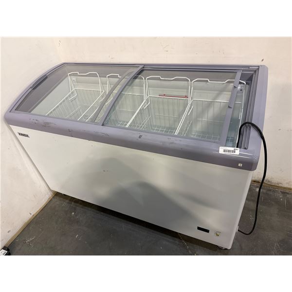 SD/SC366SY Freezer Showcase with Sliding Glass Doors and 650L Capacity