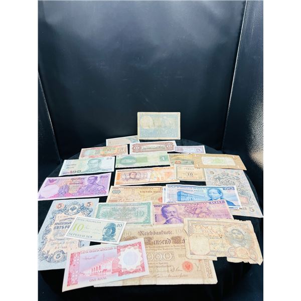 International Currency Notes