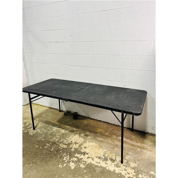 6' Folding Table