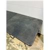 Image 2 : 6' Folding Table