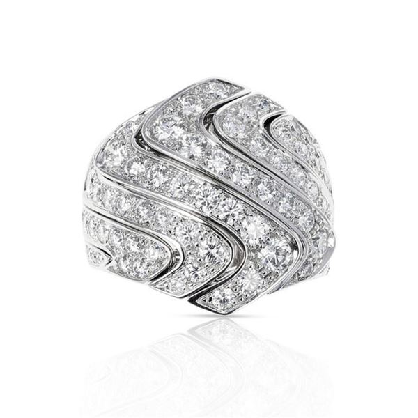 18k Gold & White Diamond Ring