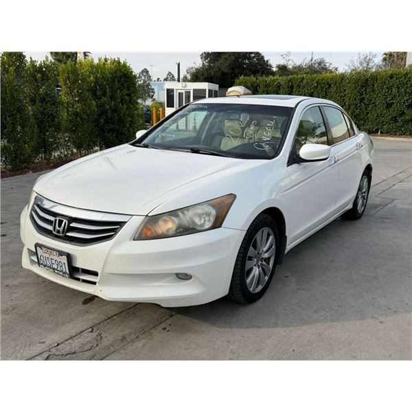 HOND ACCORD 2012 T-DONATION