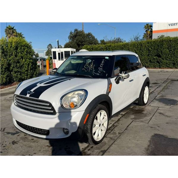 MNNI COUNTRYMAN 2012 O/S TITLE 2 DAYS