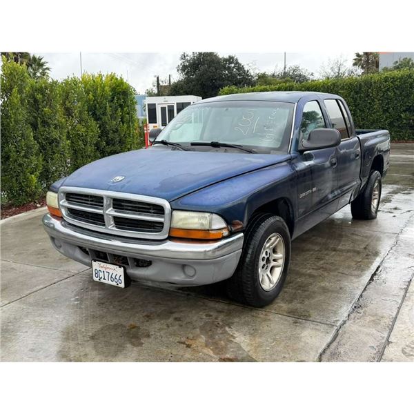 DODG DAKOTA 2001 T-DONATION